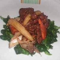 中国料理 燦宮 - 牛ロースと豆苗の炒め