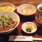 Shokusha - Cランチ（和牛焼肉丼定食）\1380-