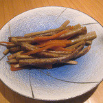 蕎麦 案山子 - ごぼうと人参のきんぴら