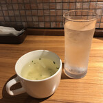 Diningbar tsubaki - おかわり自由のスープ