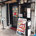 極楽うどん TKU - お店の入口です。（2020.2 byジプシーくん）