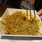 豊栄 - 汁なし黒胡麻担々麺1000円