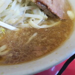 ラーメン二郎 - スープ