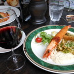 アイリッシュカフェ＆レストラン カプリシカ - グラスワイン（赤）　＋￥300