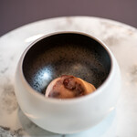 プレゼンテ スギ - 2020.1 フォアグラと苺（フォアグラを生クリームでクリーム状に イチゴを窒素ガスで泡状に 佐倉の小豆と糯米）