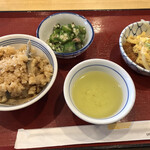 津高茶屋食堂 - 