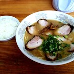 ラーメン楽 - 