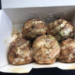 粉や金蔵 - 大玉たこ焼き 5個=280円 税別
マヨネーズが10円 別料金
