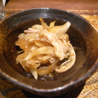 鳥茂 - お通し（ガツ葱和え）