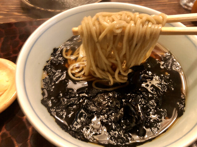 室町砂場の花巻そばは伝統的な蓋付き丼で提供されます By Nao Sann 室町砂場 日本橋本店 むろまちすなば 新日本橋 そば 食べログ