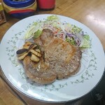 伊勢屋酒店 - 隣のトンテキ(笑)