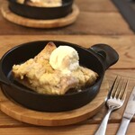 カフェ&ダイニング オーリーズ - 