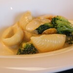 あざみ野うかい亭 - ブロッコリーとカラスミのパスタ