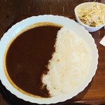 Maron - 「ヤサイカレー、ホットコーヒー付けて。@850円(税込)」を注文。