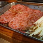 ヤキニク ホルモン どうげん - 