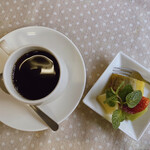 喜良久 - 食後のデザートとコーヒー