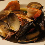 クロッキオ - 真鯛のポワレ、色々魚介のアクアパッツァ仕立て