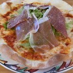 ピッツアコース　生ハム　1530円