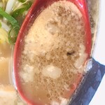らーめん桜 - とんこつ醤油ラーメン　スープ