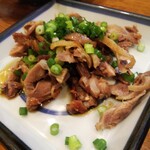 呑み喰い処 円 - ひね鳥の炒めもの、ポン酢味