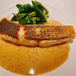 コート ドール - 平スズキの皮つきかりかり焼き　