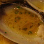 クロッキオ - アサリ貝で飲む