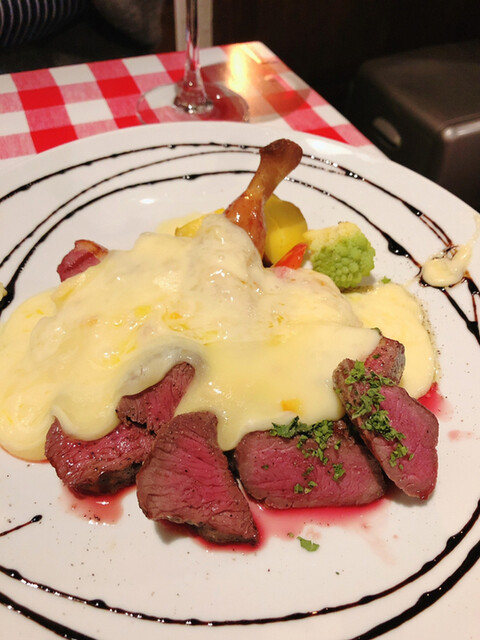 シチューとラクレットの店 Cocotte ココット 西8丁目 バル バール 食べログ シチューとラクレットの店 Cocotte ココット 西8丁目 バル バール 食べログ
