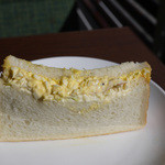 上島珈琲店 - たまご＆コールスローサンド（ハーフ）