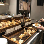 ブッシュウィック べーカリー＆グリル グランツリー武蔵小杉店 - 