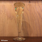 タベルナアンド - ﾅﾐﾅﾐとｸﾞﾗｽに注がれた泡