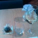 今日はシャンパンはなしで、サンセール、これも好き