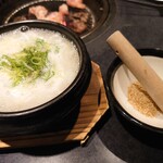 h Gyuu kaku - 石鍋ごまねぎ 塩ラーメン