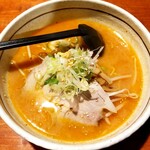 らーめん はる屋 - 辛い塩ラーメン(2番) 1000円