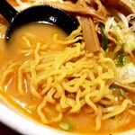 らーめん はる屋 - 麺