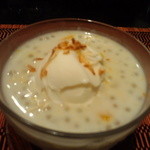タイ料理 プリックタイ コラボ - タピオカココナッツミルクアイス
