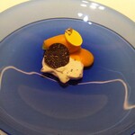 ロオジエ - トリュフのパンナコッタにパッションフルーツのソルベ