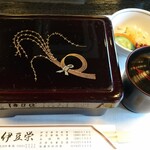 鰻割烹 伊豆栄 - 