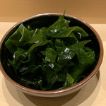 鮨 由う - 三陸産 わかめ ポン酢で