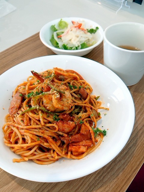 カフェトラン Hin Na 北見 カフェ 食べログ