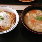 かつや - カツ丼(梅)&とん汁(大) (2020.02)