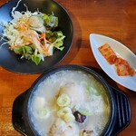 韓国家庭料理 孫家 - 参鶏湯定食