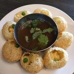 ネパール民族料理 アーガン - 「Panipuri（パニリ）」550円