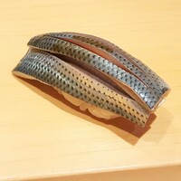 鮨 はしもと - 握りの最初は必ずコハダから