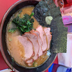 家系ラーメン 王道 - 