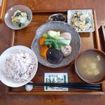 一心茶房 - 日替わり定食の野菜と肉団子の中華スープ煮。やさしー美味しさ。