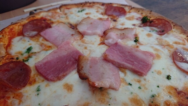 薪窯ピザ屋 まるく - 帯広（ピザ）の写真