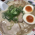 ラーメン魁力屋 - コク旨ラーメン味玉