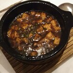 Szechwan Cuisine & Wine 四川料理 御馥 - 極上ＸＯ醤の土鍋麻婆豆腐