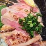 Tori Hana - 鶏のたたき890円アップ
