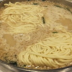 牛もつ鍋 おおいし - 〆のちゃんぽん麺